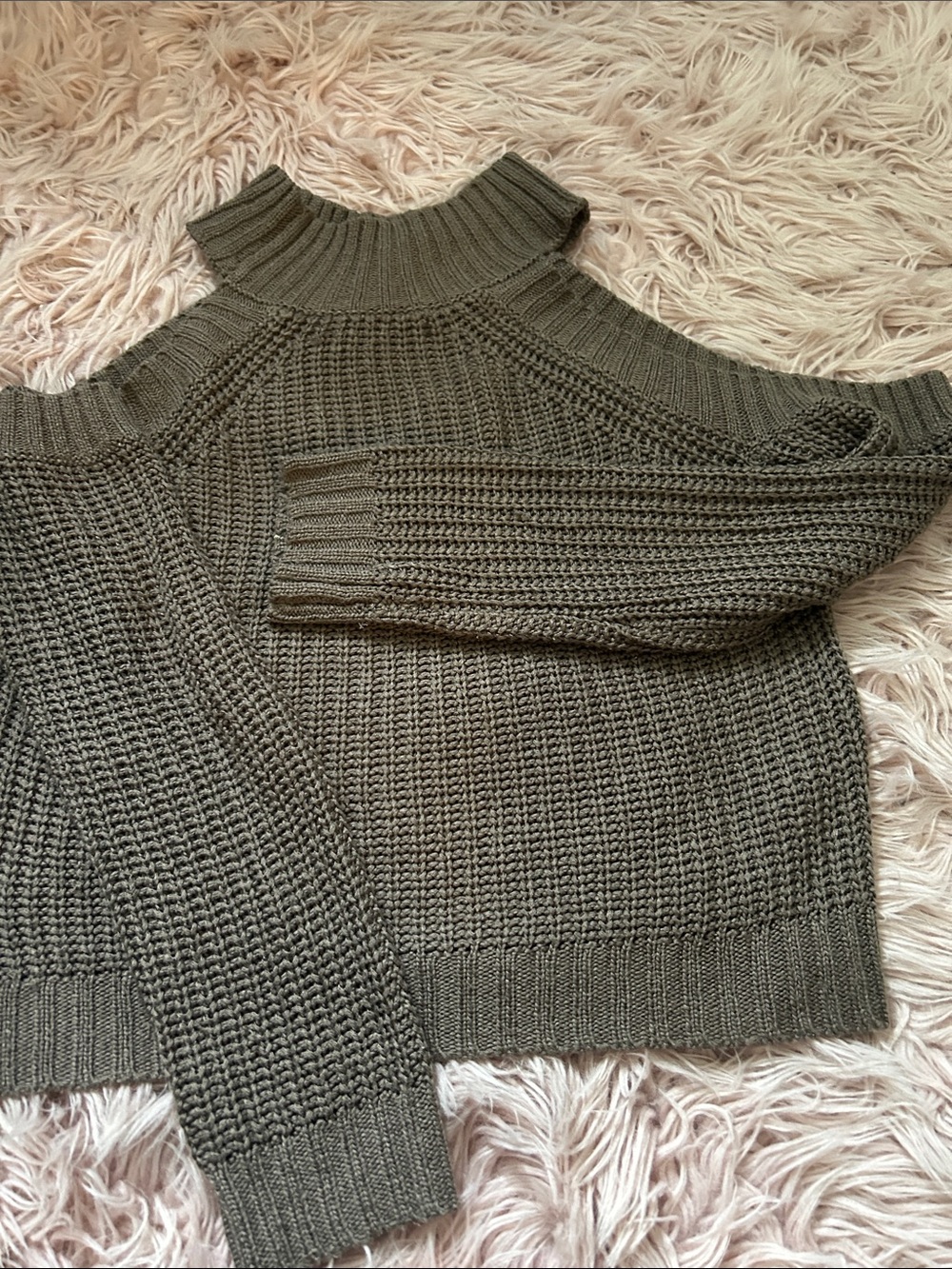 Cold-Shoulder Knit Sweater in brown